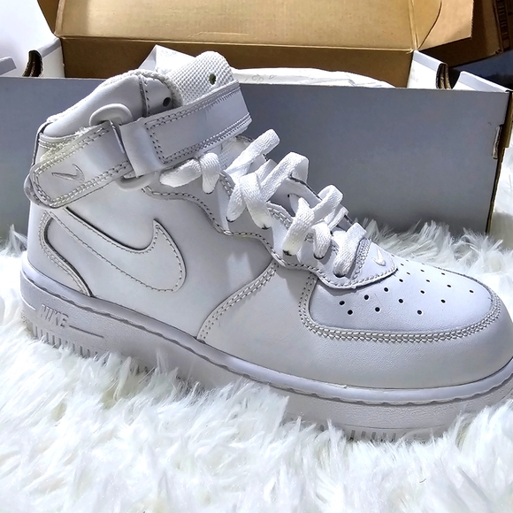 Nike Air Force 1 Mid - Picture 3 of 4